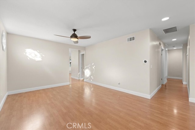 Detail Gallery Image 10 of 27 For 1317 W Fern Dr, Fullerton,  CA 92833 - 3 Beds | 2 Baths