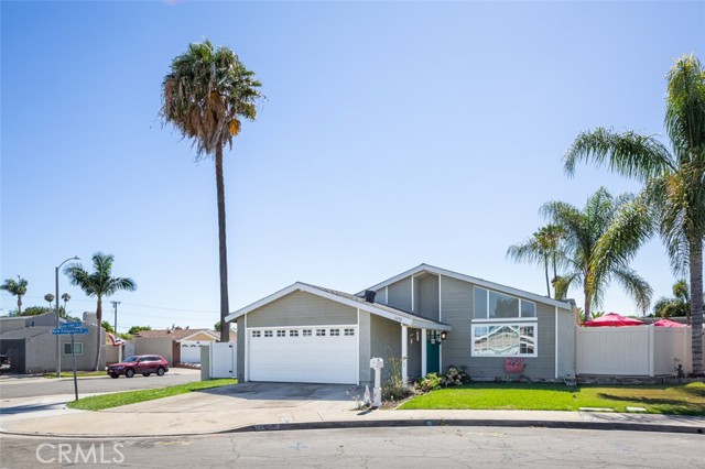 1690 Rhode Island Circle, Costa Mesa, CA 92626