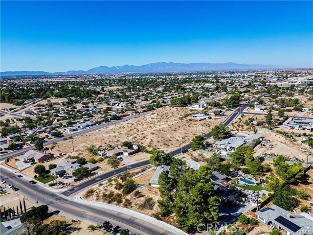 Detail Gallery Image 16 of 19 For 16470 Cabrillo Dr, Victorville,  CA 92395 - 3 Beds | 2 Baths