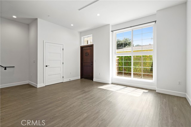 MLS #SR25198827 image #5