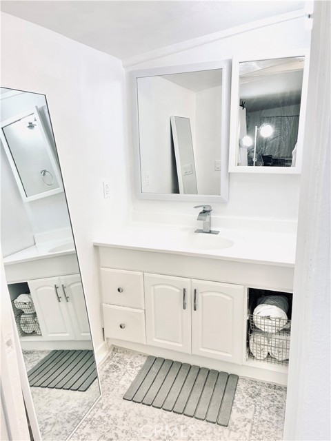 Detail Gallery Image 51 of 54 For 13111 Sierra Hwy, Agua Dulce,  CA 91390 - 1 Beds | 1 Baths