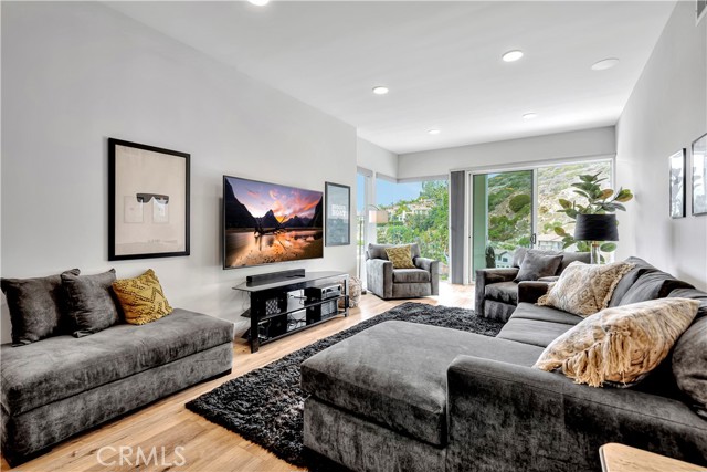 Detail Gallery Image 55 of 68 For 553 Temple Hills Dr, Laguna Beach,  CA 92651 - 5 Beds | 4/1 Baths