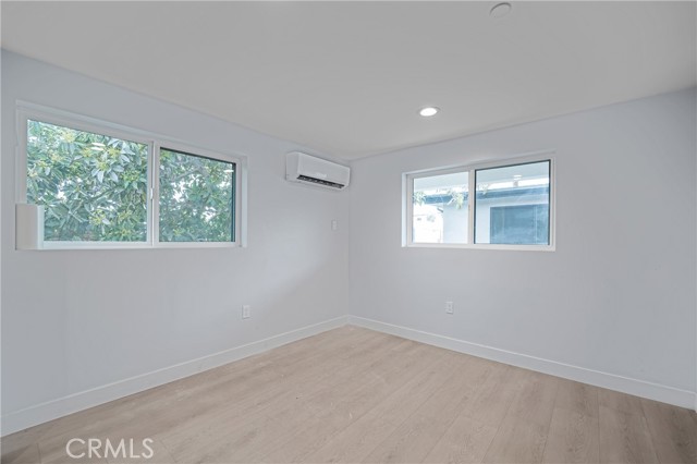 3301 Obama Boulevard, Los Angeles CA: https://media.crmls.org/medias/75c88882-9666-4711-9d32-6fe231b2e21e.jpg