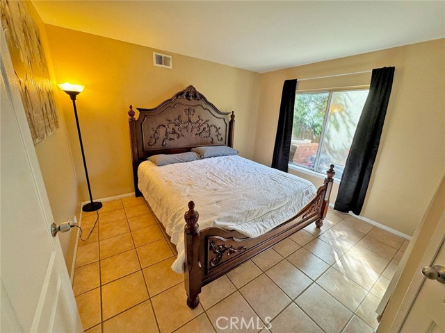 Detail Gallery Image 18 of 42 For 36757 33rd St, Palmdale,  CA 93550 - 4 Beds | 3 Baths