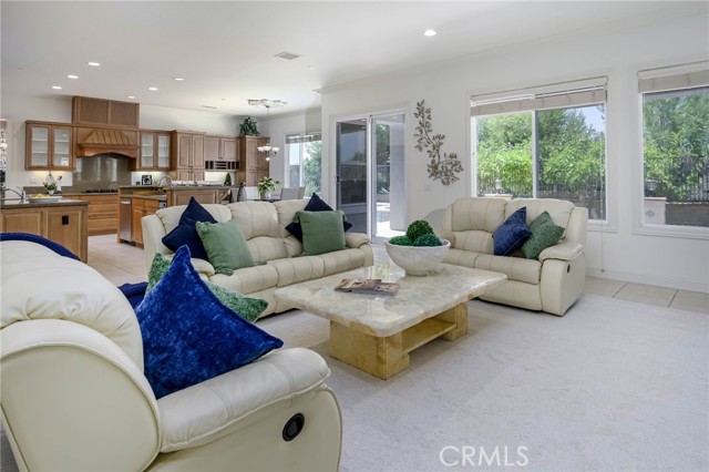 Detail Gallery Image 19 of 44 For 17265 Blue Spruce, Yorba Linda,  CA 92886 - 5 Beds | 4/1 Baths