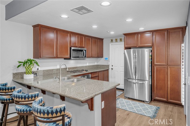 Detail Gallery Image 9 of 49 For 8431 E Preserve, Chino,  CA 91708 - 2 Beds | 2 Baths