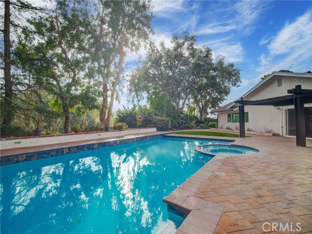 Detail Gallery Image 58 of 67 For 4732 Del Moreno Dr, Woodland Hills,  CA 91364 - 4 Beds | 3 Baths