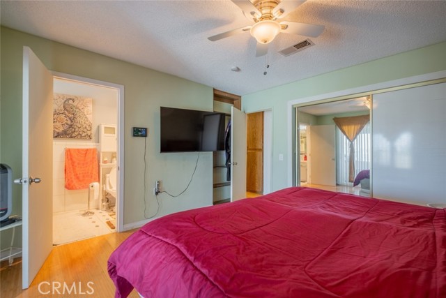 5111 W Avenue M2, Lancaster CA: https://media.crmls.org/medias/75ce9f18-548a-4e66-8302-e4f5edf693d4.jpg