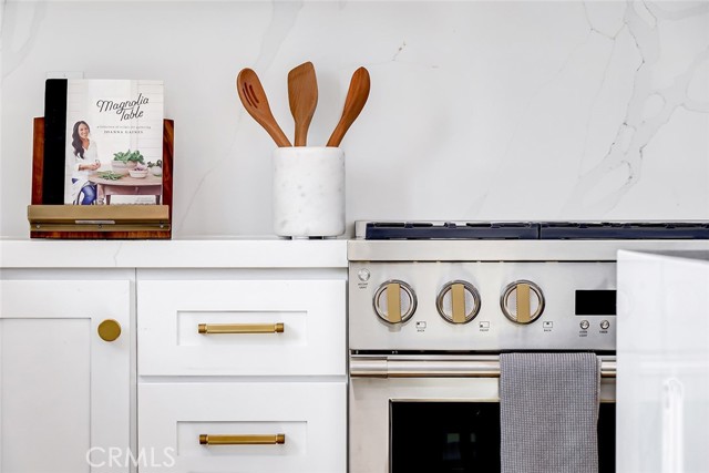 2621 Gates Avenue, Redondo Beach, California 90278, 4 Bedrooms Bedrooms, ,4 BathroomsBathrooms,Residential,Sold,Gates,PV23085376