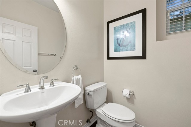 Detail Gallery Image 9 of 50 For 242 Dewdrop, Irvine,  CA 92603 - 3 Beds | 2/1 Baths
