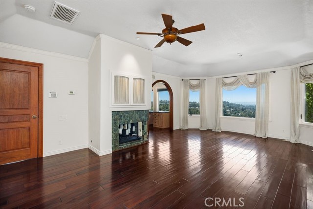 6150 E West View Drive, Orange CA: https://media.crmls.org/medias/75cf3975-9cf5-4bd5-b7b7-dcd860b51206.jpg