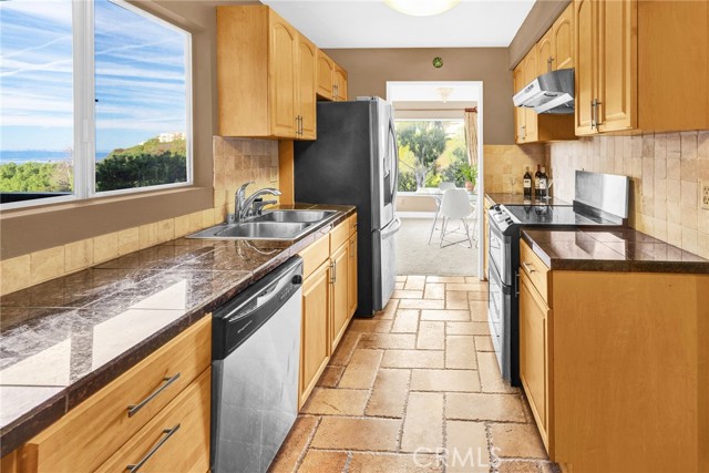 28121 Highridge Road, Rancho Palos Verdes, California 90275, 1 Bedroom Bedrooms, ,1 BathroomBathrooms,Residential,Sold,Highridge,PV22000282