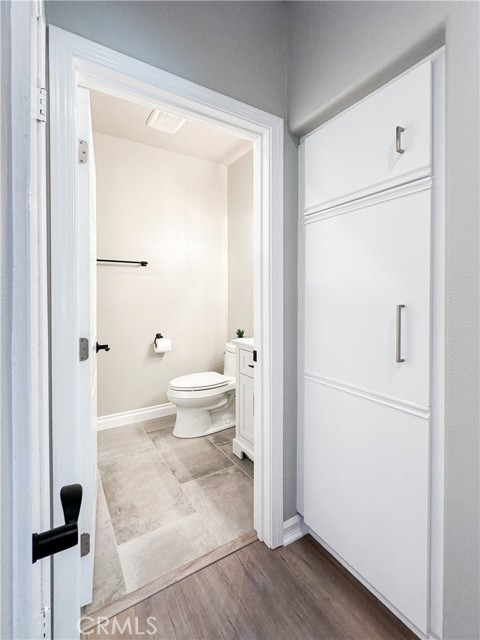 1012 S Country Glen Way, Anaheim CA: https://media.crmls.org/medias/75d079f2-2aaa-4b42-9761-7721b4891d40.jpg