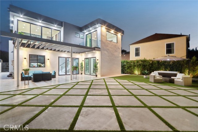 Detail Gallery Image 45 of 61 For 2227 N Lamer St, Burbank,  CA 91504 - 4 Beds | 4/1 Baths