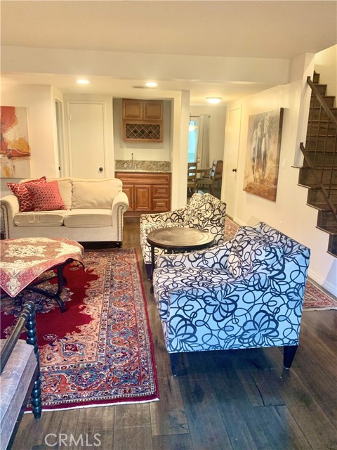 515 Meyer Lane, Redondo Beach, California 90278, 2 Bedrooms Bedrooms, ,1 BathroomBathrooms,Residential,Sold,Meyer,PW21191268