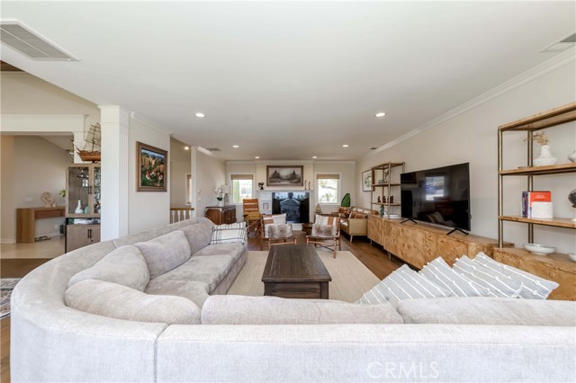 Detail Gallery Image 14 of 57 For 1 Hackamore Rd, Rolling Hills,  CA 90274 - 4 Beds | 3/1 Baths
