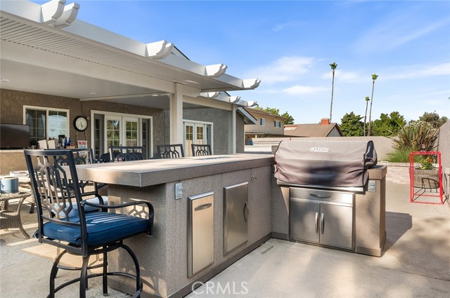 1092 Deborah Street, Upland CA: https://media.crmls.org/medias/75d21863-f624-4381-802e-da83d8713a32.jpg