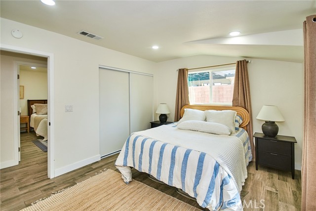 512 S Barranca Street, West Covina CA: https://media.crmls.org/medias/75d22550-7506-42e2-a473-72ef56e262af.jpg