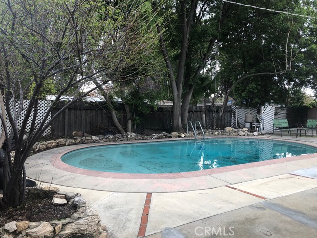 18808 Keswick Street, Reseda (los Angeles), CA, 91335 18808 Keswick Street, Reseda (los Angeles), CA, 91335