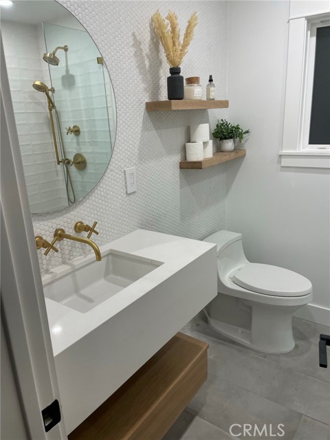 Detail Gallery Image 16 of 22 For 611 Avenue C, Redondo Beach,  CA 90277 - 3 Beds | 2 Baths