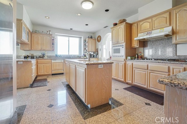 Detail Gallery Image 69 of 75 For 13097 Sage Hen Rd, Victorville,  CA 92395 - 5 Beds | 4 Baths