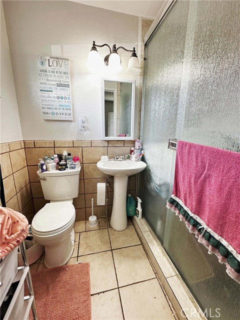 Detail Gallery Image 12 of 23 For 1387 Cherry Ave, Simi Valley,  CA 93065 - 4 Beds | 2 Baths