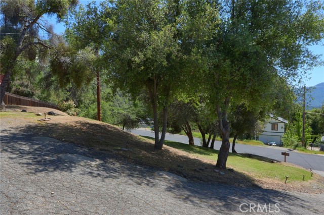 Detail Gallery Image 37 of 40 For 42369 Buckeye Rd, Oakhurst,  CA 93644 - 3 Beds | 2 Baths
