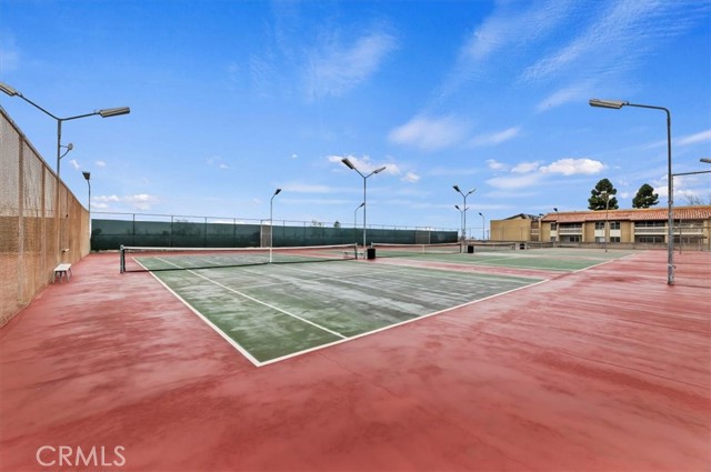 Detail Gallery Image 29 of 43 For 1801 Diamond St, San Diego,  CA 92109 - 1 Beds | 1 Baths