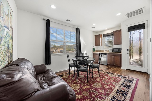 Detail Gallery Image 35 of 52 For 26261 Santiago Canyon, Corona,  CA 92883 - 5 Beds | 4/1 Baths