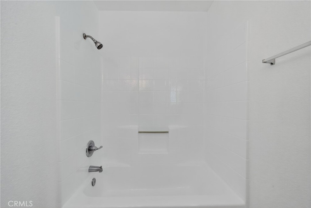 MLS #OC25244729 image #24