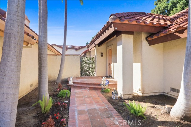 Detail Gallery Image 3 of 20 For 22 Fabriano, Irvine,  CA 92620 - 2 Beds | 2 Baths