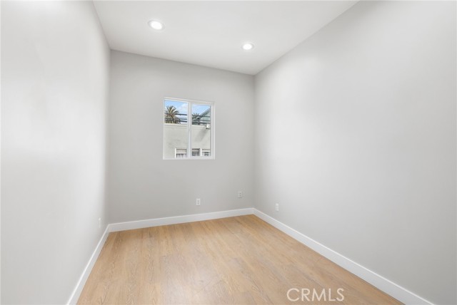 Detail Gallery Image 10 of 19 For 1221 E 1st St, Long Beach,  CA 90802 - – Beds | – Baths