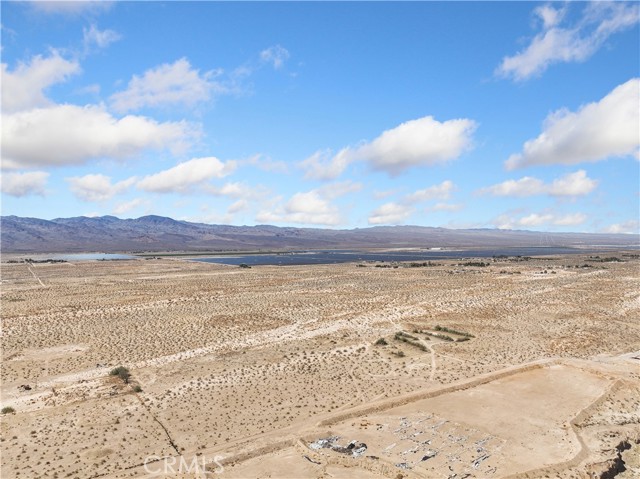 Detail Gallery Image 7 of 13 For 1 Bedford Dr, Newberry Springs,  CA 92365 - – Beds | – Baths