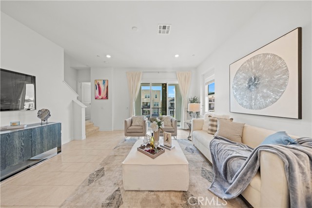 Detail Gallery Image 7 of 33 For 158 Restore, Irvine,  CA 92618 - 4 Beds | 3/1 Baths