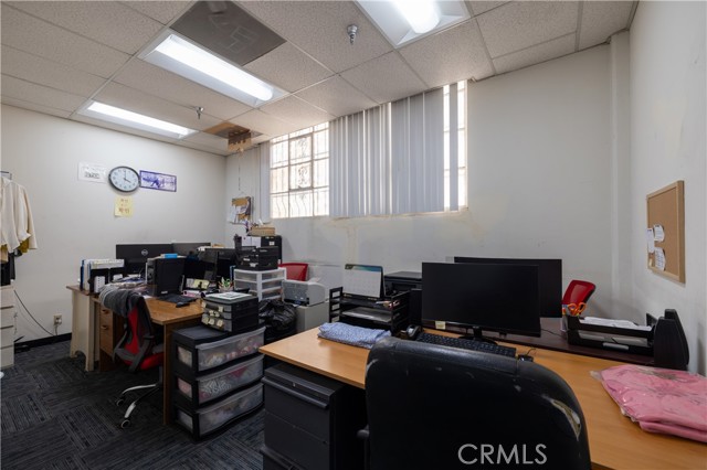 Back Office