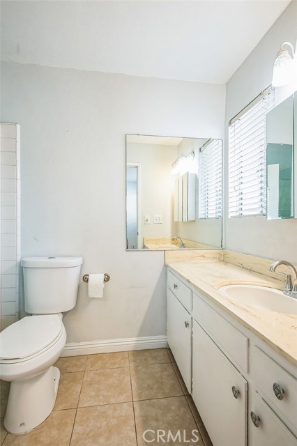 Detail Gallery Image 18 of 30 For 617 E Angeleno Ave #305,  Burbank,  CA 91501 - 2 Beds | 2 Baths