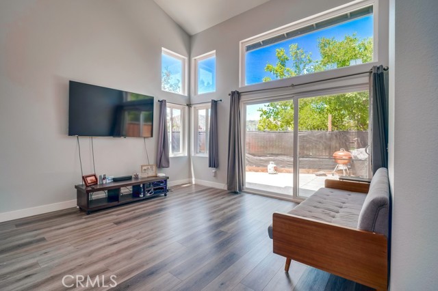 Detail Gallery Image 6 of 31 For 10025 Thornbird Ct, Moreno Valley,  CA 92557 - 5 Beds | 2/1 Baths