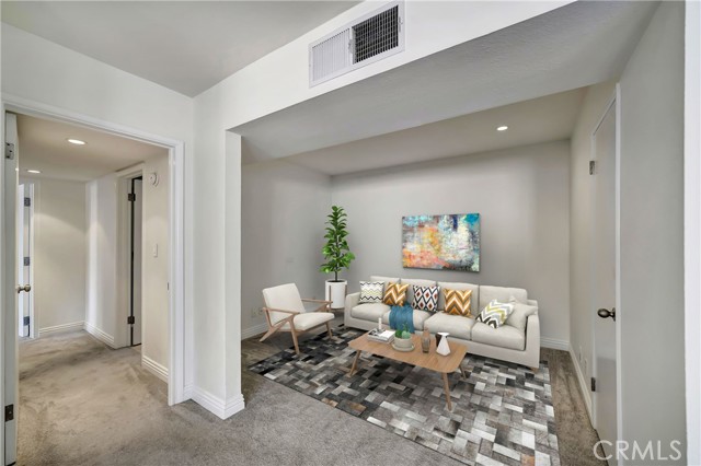 Detail Gallery Image 10 of 65 For 4647 Willis Ave #312,  Sherman Oaks,  CA 91403 - 2 Beds | 2 Baths