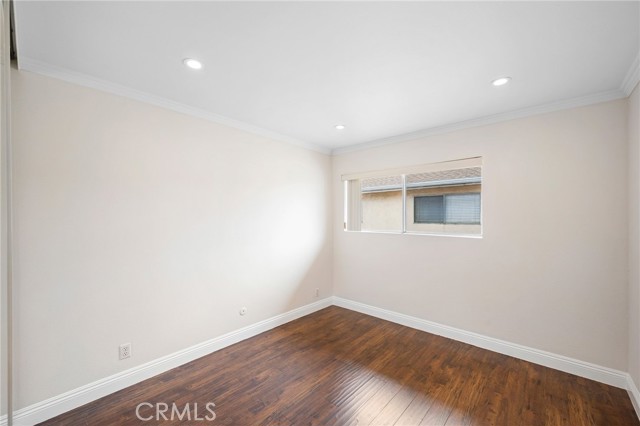 Detail Gallery Image 21 of 24 For 121 Sinclair Ave #206,  Glendale,  CA 91206 - 2 Beds | 2 Baths