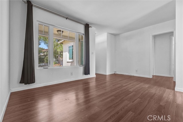 Detail Gallery Image 8 of 28 For 22228 Warmside, Torrance,  CA 90505 - 3 Beds | 1 Baths