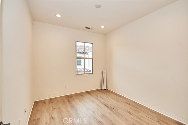 Detail Gallery Image 21 of 36 For 2437 Sanabria Ln, Brea,  CA 92821 - 3 Beds | 2/1 Baths