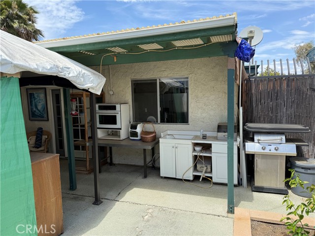 Detail Gallery Image 13 of 14 For 305 King Ct, Hemet,  CA 92543 - 2 Beds | 2 Baths