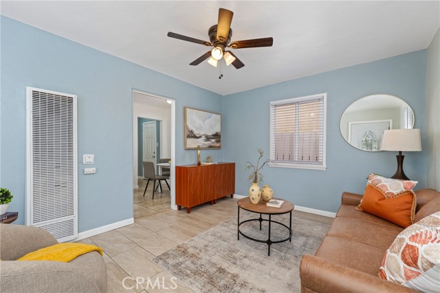 1048 S Record Avenue, East Los Angeles CA: https://media.crmls.org/medias/75dcd95e-bcae-438c-b84b-e8c7a65aec27.jpg