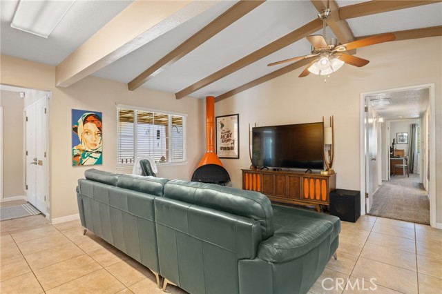 Detail Gallery Image 21 of 60 For 2924 Elm St, Bakersfield,  CA 93301 - 4 Beds | 2 Baths