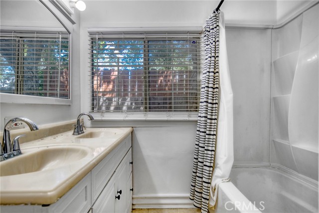 Detail Gallery Image 19 of 35 For 23016 Saticoy St, West Hills,  CA 91304 - 3 Beds | 2 Baths