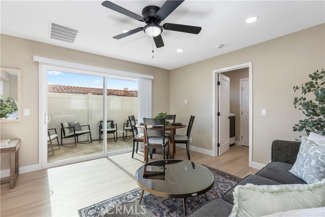 Detail Gallery Image 8 of 24 For 755 S Brea Bld, Brea,  CA 92821 - 3 Beds | 2/1 Baths