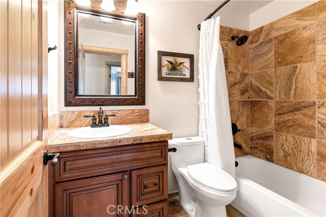 43485 Colusa Drive, Big Bear Lake CA: https://media.crmls.org/medias/75dd855d-2876-4b3b-a73d-24ab3f582bbd.jpg