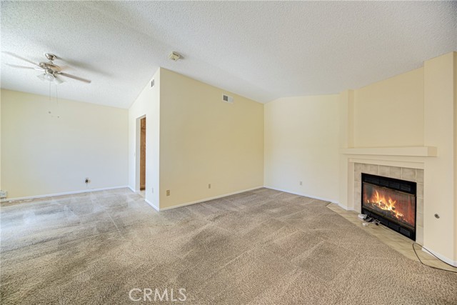 757 Ensenada Drive, Hemet CA: https://media.crmls.org/medias/75dd9bd4-be5f-46c6-b7c3-cdc1cfdb8ddd.jpg
