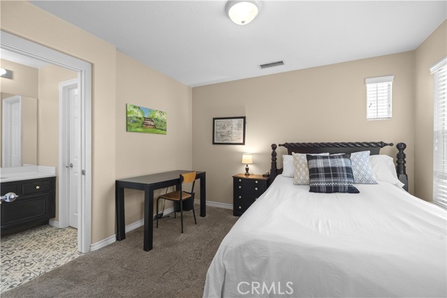27123 Coral Bells Way, Murrieta CA: https://media.crmls.org/medias/75de8a75-d588-48de-b385-1e69e63e2c82.jpg