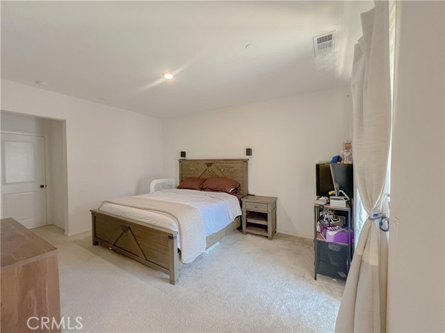 Detail Gallery Image 19 of 44 For 2785 E Berry Loop Privado #12,  Ontario,  CA 91761 - 3 Beds | 2/1 Baths